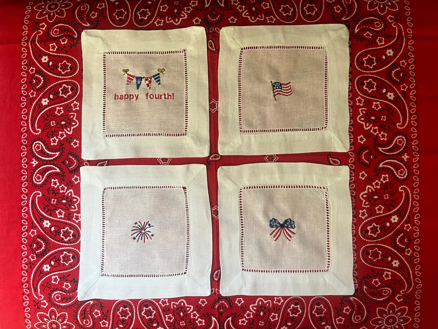 Holiday Cocktail Napkins